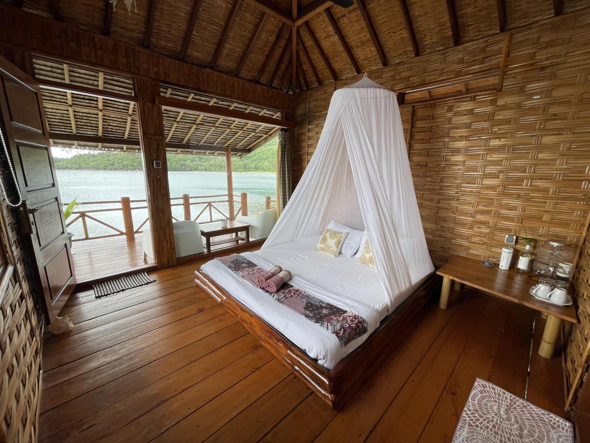 Floating Paradise Каримунджава Экстерьер фото